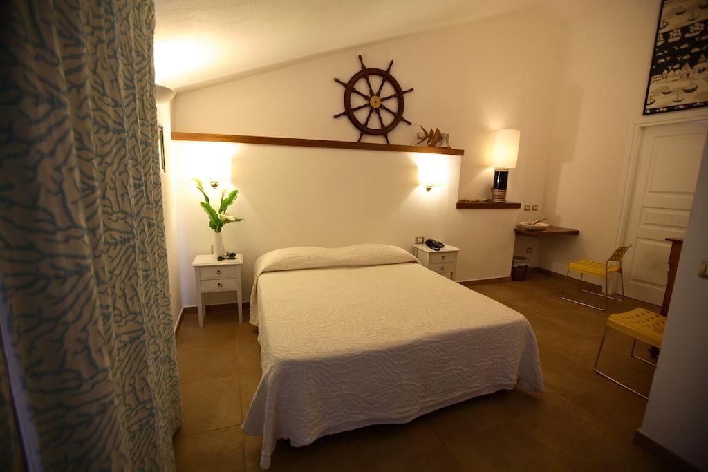 Hotel Villa Pimpina Carloforte  Eksteriør bilde